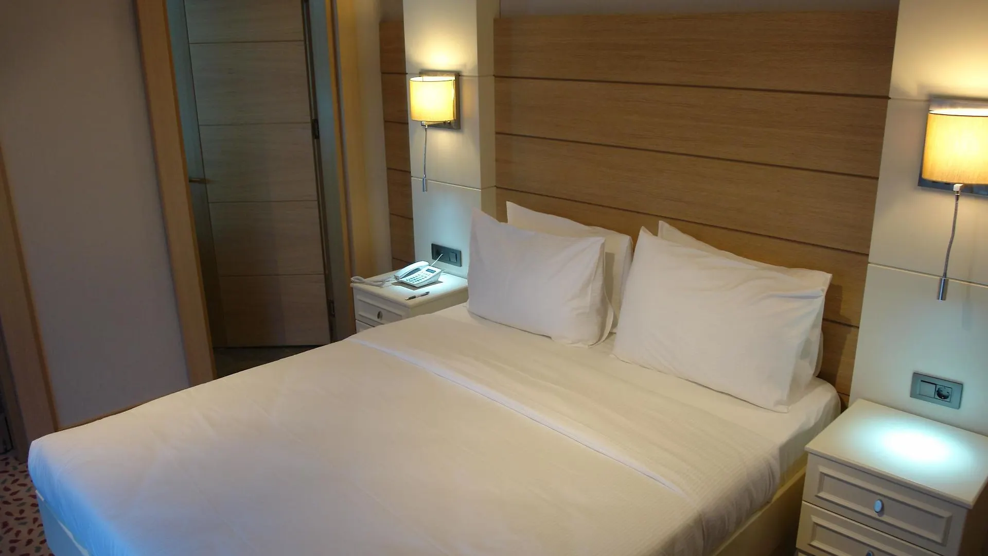 Hotel Le Mirage Istanbul 4*,